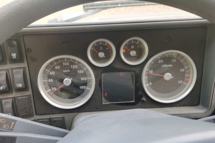 Used Iveco Daily 2014 2.5T-A35 NJ6485AC47Z4