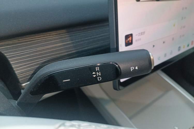 Used ONVO L60 2024 60 kWh All-Wheel Drive