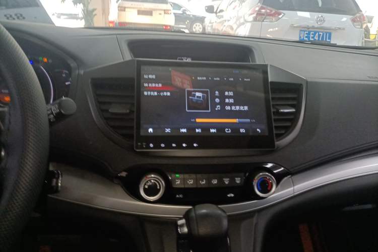 Used Honda CR-V 2016 2.0L two-wheel drive Urban Edition
