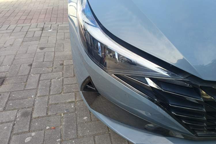 Used Hyundai Elantra 2021 1.5L CVT LUX Prestige Edition
