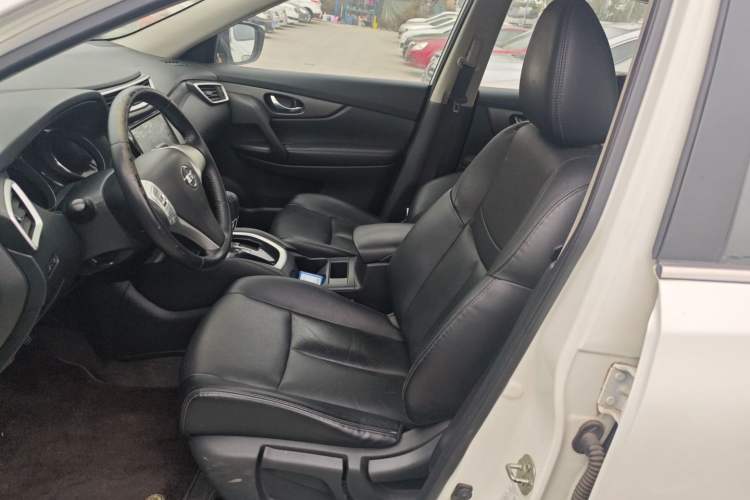 Used Nissan X-Trail 2014 2.0L CVT Comfort Edition 2WD
