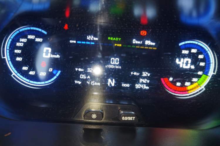 Used Chana Ruixing EM60 2024 Comfort Model 6 Seats 41.86 kWh Liftback Doors