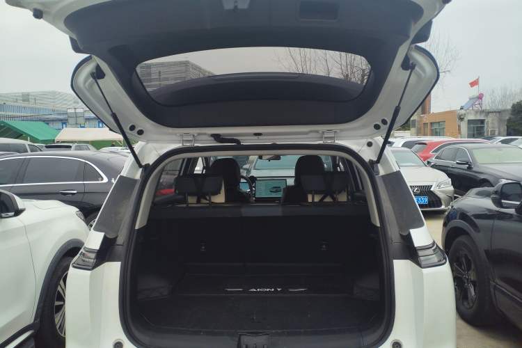 Used AION Y 2023 Plus 510 Enjoy Edition