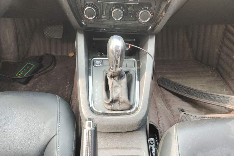 Used Volkswagen Sagitar 2017 230TSI Automatic Comfort Version