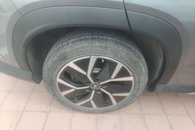 Used BYD Song L DM-i 2025 Intelligent Driving Version 160 km Beyond-Range Type
