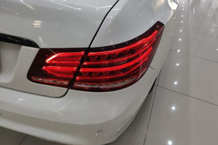 Used Mercedes-Benz E-Class (Import) 2014 E 200 Coupe