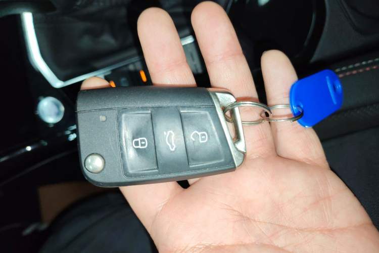 Used Volkswagen Tayron 2020 330TSI Two-Wheel Drive Luxury Smart Connectivity Version