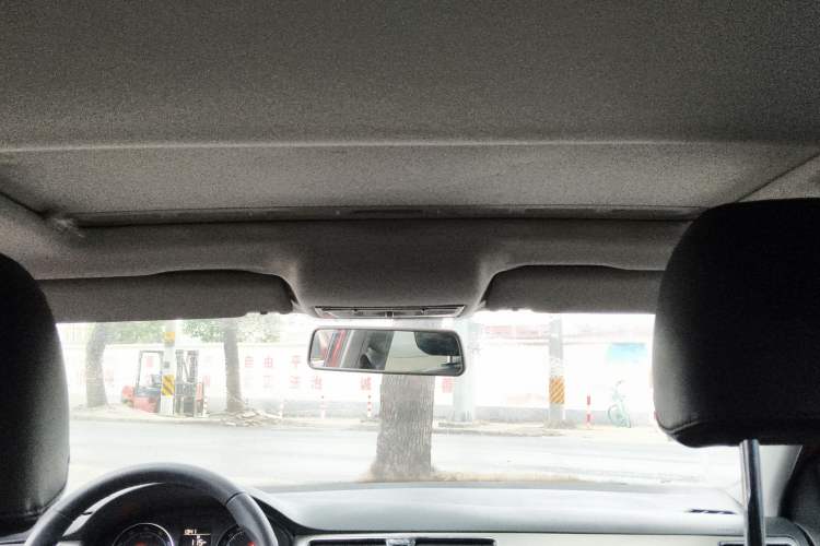 Used Skoda Rapid Spaceback 2014 1.6L Manual Enjoyment Edition
