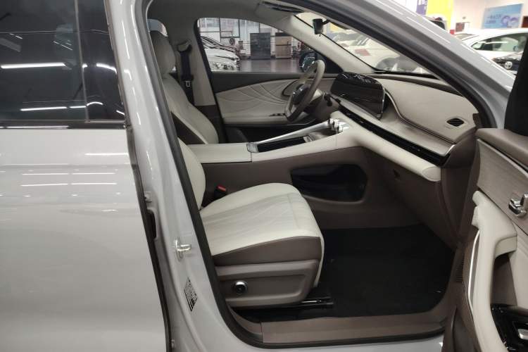 Used  Stellar C-DM 2024 1.5T Long-Range Pro