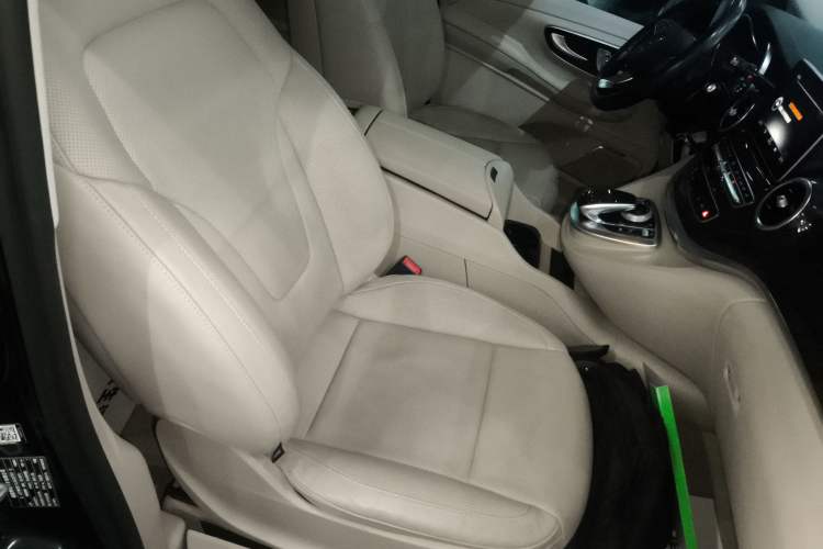 Used Mercedes-Benz V-Class 2017 V 260 L Prestige Extended Edition