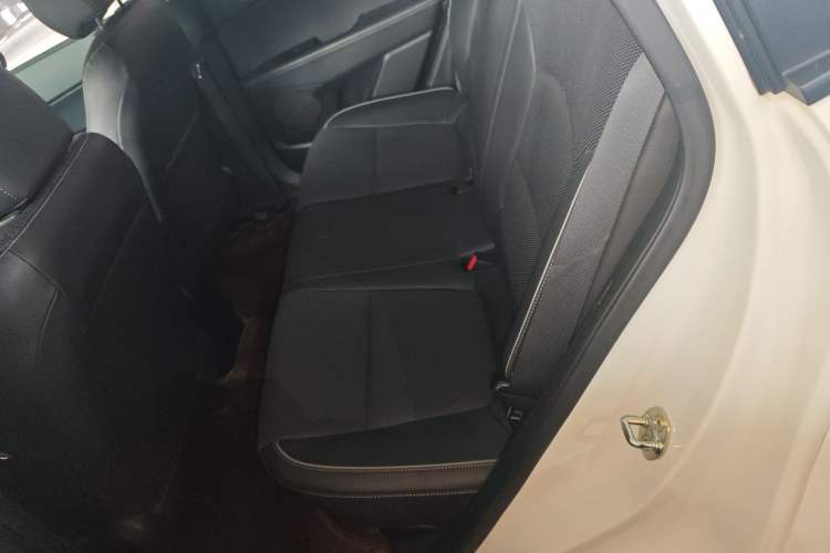 Used Hyundai ix25 2017 1.6L Automatic Smart Version
