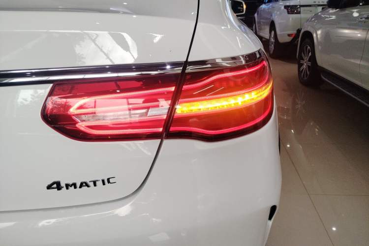 Used Mercedes-Benz GLE Coupe 2018 GLE 320 4MATIC Coupe SUV