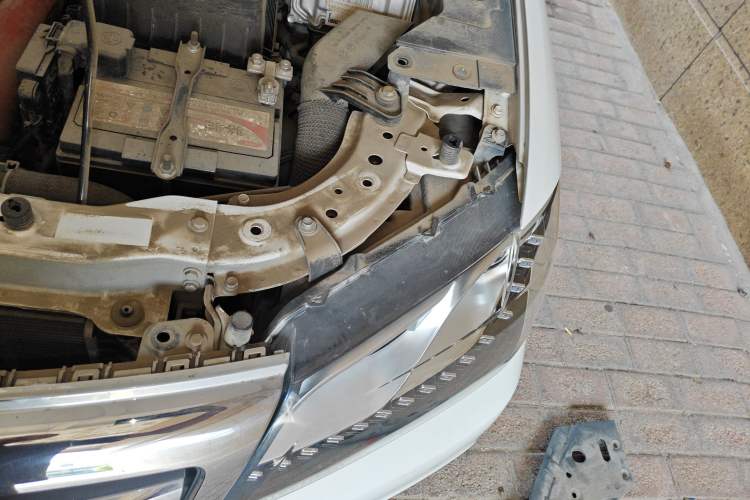 Used Haval H2 2017 Red-Label 1.5T Manual Two-Wheel Drive Comfort Model
