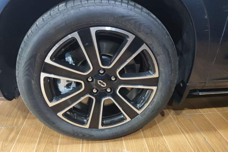 Used Hima AITO M7 2024 1.5T Intelligent Drive Rear-Drive Ultra Version 5 Seats