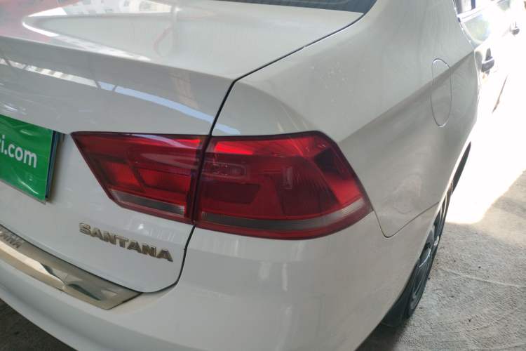 Used Volkswagen Santana 2015 1.4L Manual Fashion Edition
