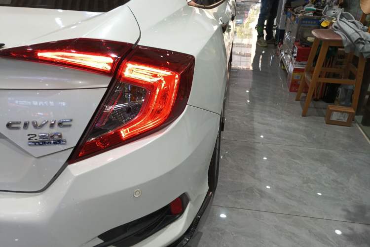 Used Honda Civic 2016 180TURBO CVT Comfort Version
