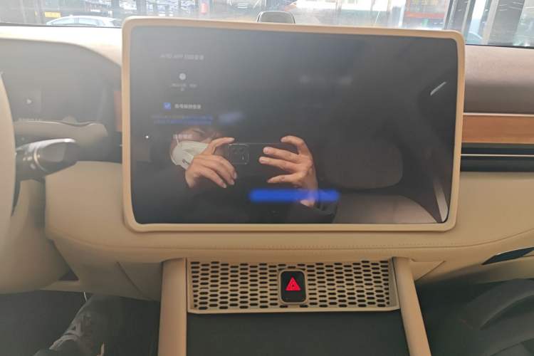 Used Hima AITO M7 2024 1.5T Rear-Drive Plus Version 5 Seats