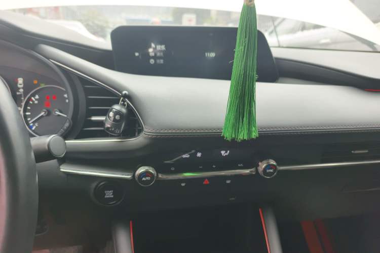 Used Mazda Mazda 3 Axela 2021 2.0L Automatic ZhiXuan Edition
