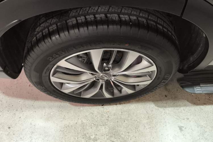 Used GAC Trumpchi GS8 2017 320T Two-Wheel Drive Luxury Smart Connectivity Version (7 Seats)