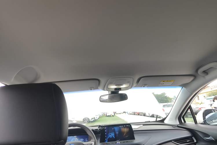 Used Buick Velite 6 2023 430km Range Commuter Version
