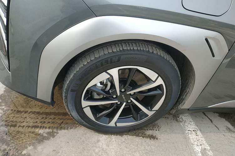 Used AION Y 2022 Plus 70 Smart Edition