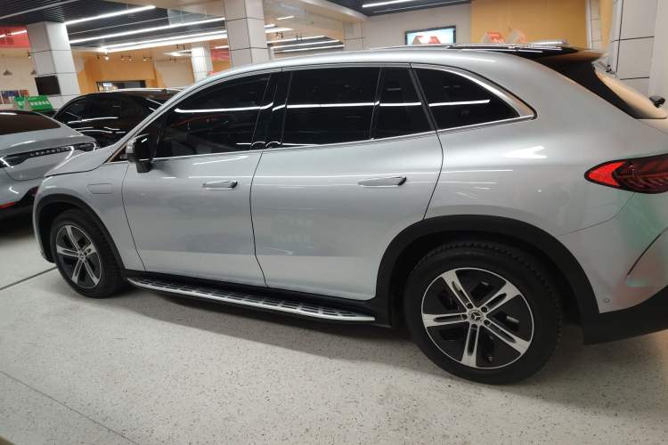 Used Mercedes-Benz EQE SUV 2023 350 4MATIC Pioneer Edition
