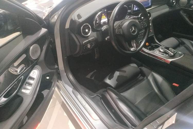 Used Mercedes-Benz C-Class 2017 Facelift C 200 L Sport Edition
