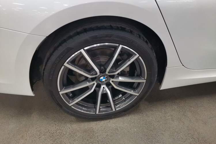 TDK.VehicleDetails.img