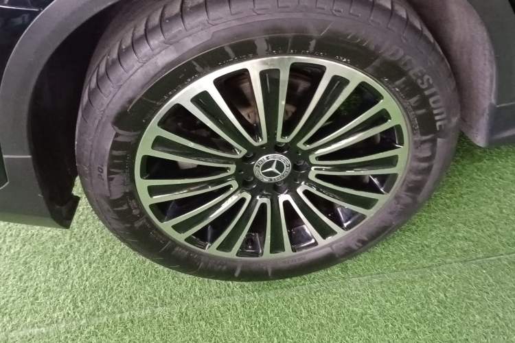 Used Mercedes-Benz GLC 2018 Facelifted GLC 260 4MATIC Dynamic Edition
