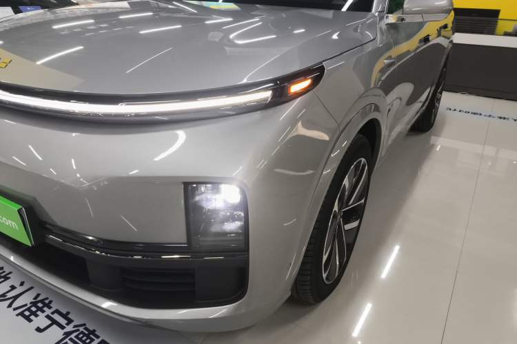 Used Li Auto L8 2024 Ultra Model
