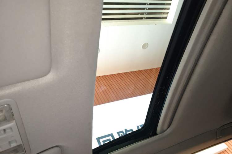 Used Honda Jade 2017 1.8L automatic Comfort version 5 seats
