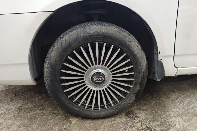 Used BYD F3 2015 Energy-Saving Edition 1.5L Manual Luxury Model
