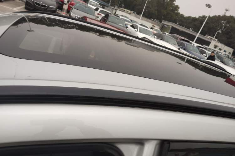 Used  eπ008 2024 210Max Range-Extended Version 6 Seats