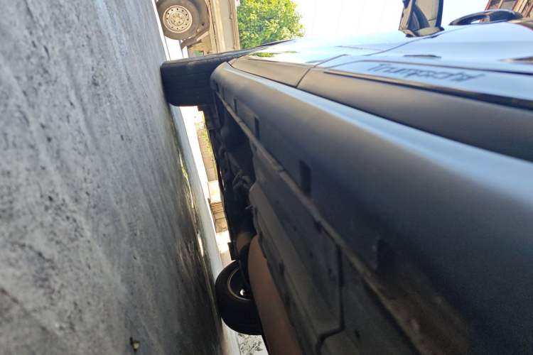 Used GAC Trumpchi GS8 2017 320T Two-Wheel Drive Luxury Smart Connectivity Version (7 Seats)
