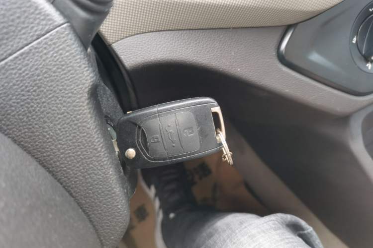 Used Wuling Hongguang 2019 1.5L S Standard Version China VI LAR
