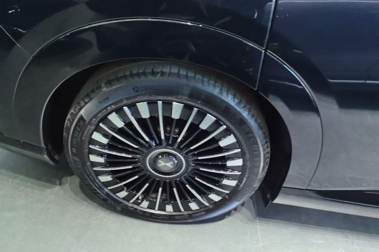 Used XPeng X9 2025 740 Ultra-Long Range Max