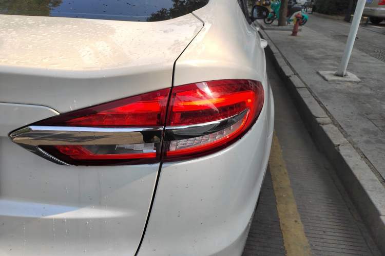 Used Ford Mondeo 2020 EcoBoost 180 Stylish Model
