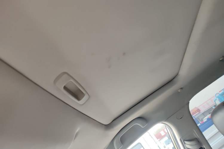 Used Changan CS75 2014 1.8T Automatic Prestige Model China IV Standard
