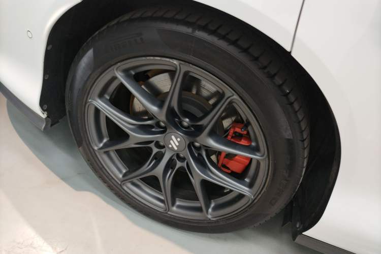 Used  L6 2024 Max Standard Edition
