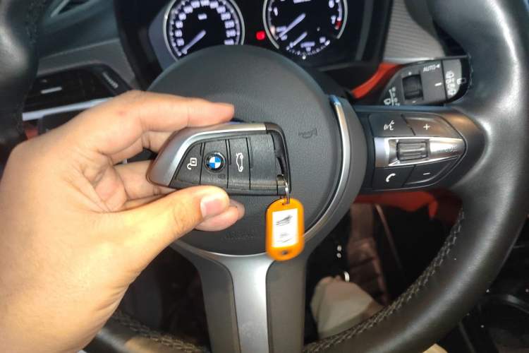 Used BMW X2 2019 sDrive25i Luxury Model with M Off-Road Package China VI Emission Standard
