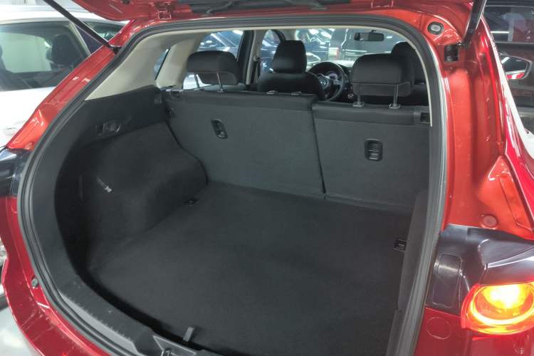 Used Mazda CX-5 2017 2.0L Automatic 2WD ZhiShang Trim China V Standard
