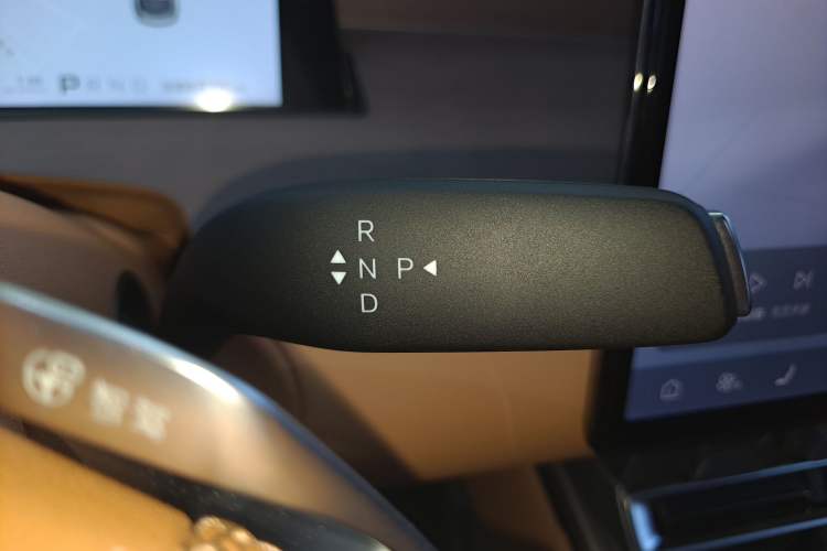 Used BYD Han L 2025 EV Four-Wheel Drive LiDAR Flagship Model
