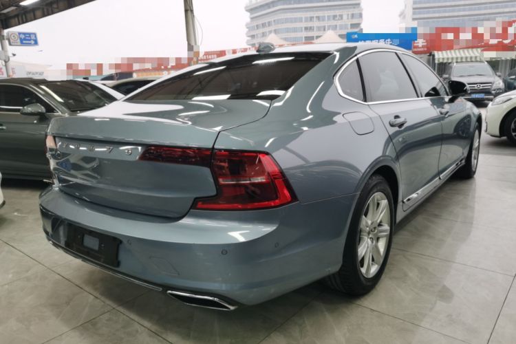 Used Volvo S90 2018 T4 Zhiyi Edition
