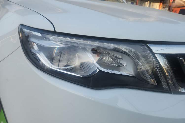 Used Geely Auto Emgrand X7 Sport 2016 1.8TD Automatic Smart Model
