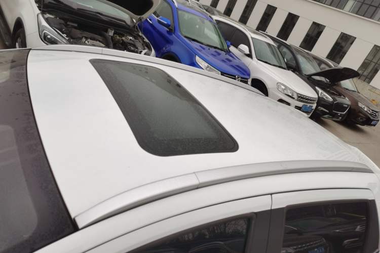 Used Geely Auto Vision X3 2019 Upgraded Model 1.5L CVT Prestige Version