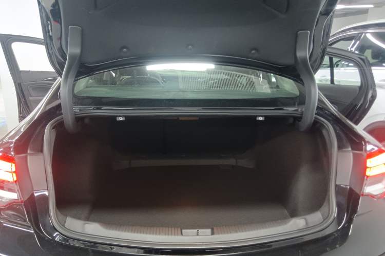 Used Buick Regal 2024 25T Deluxe Edition