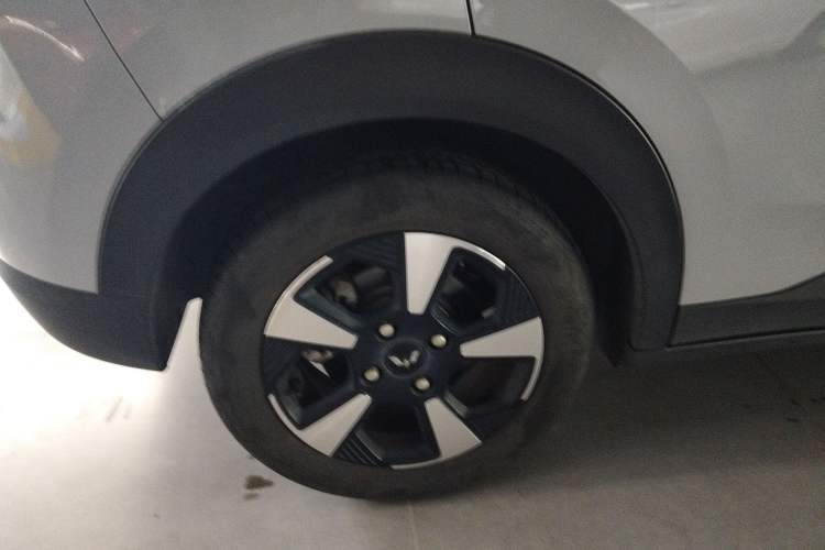 Used Wuling Bingo PLUS 2024 510 km Flagship Edition Four-Seater Version