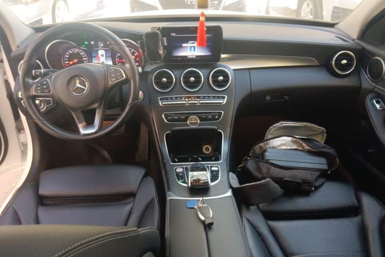 Used Mercedes-Benz C-Class 2018 C 180 L Fashion Edition Sport Version
