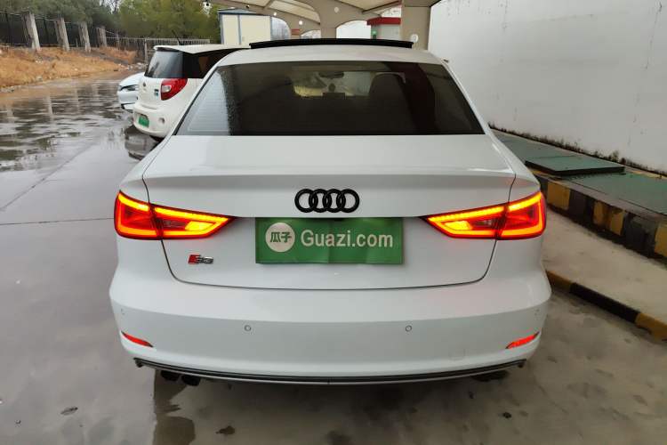 Used Audi A3 2015 Limousine 35 TFSI Millionth Anniversary Comfort Model