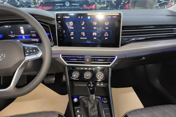 Used Volkswagen Sagitar 2025 Revised 300TSI DSG Excellence Edition
